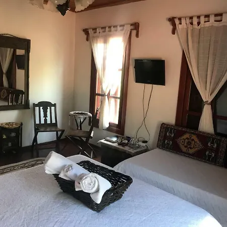 Gasthuis Salkim Konak Ve Agac Evler Selçuk