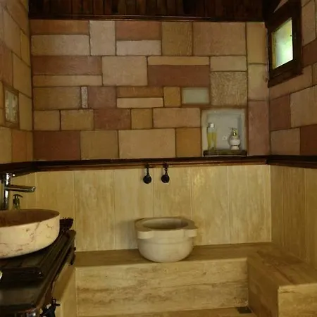 ゲストハウス Salkim Konak Ve Agac Evler